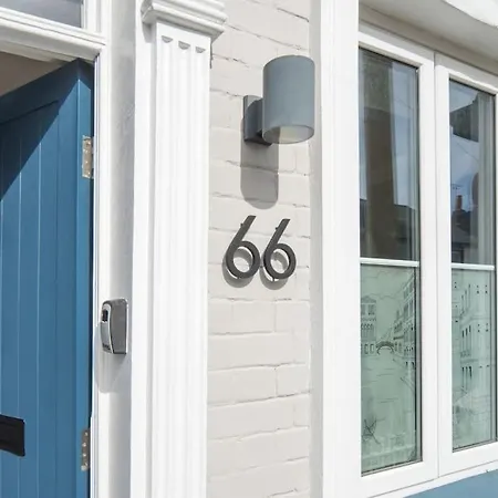 New! Captain'S Cottage, Cowes - Spacious, Nautical-Themed 1-Bed Exterior photo