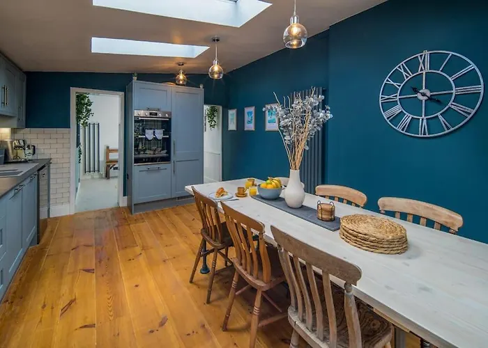 New! Captain\'S Cottage, Cowes - Spacious, Nautical-Themed 1-Bed