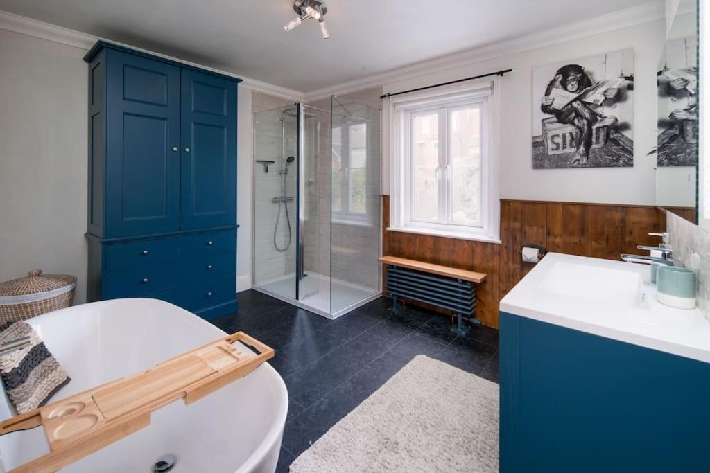 Holiday home New! Captain's Cottage, Cowes - Spacious, Nautical-themed 1-bed Cowes (Isle of Wight)