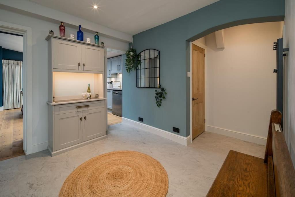 Holiday home New! Captain's Cottage, Cowes - Spacious, Nautical-themed 1-bed